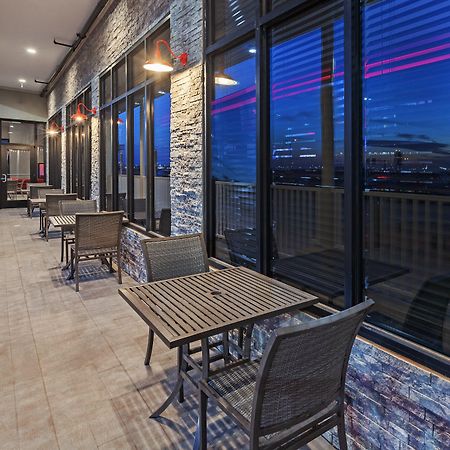 Holiday Inn Lubbock South By Ihg Exterior photo